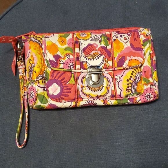 Vera Bradley Clementine Clutch Wristlet Bag Excellent - Picture 1 of 9